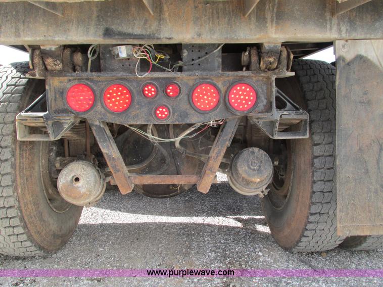 image for item G9370 1987 Freightliner FLC-64T dump truck