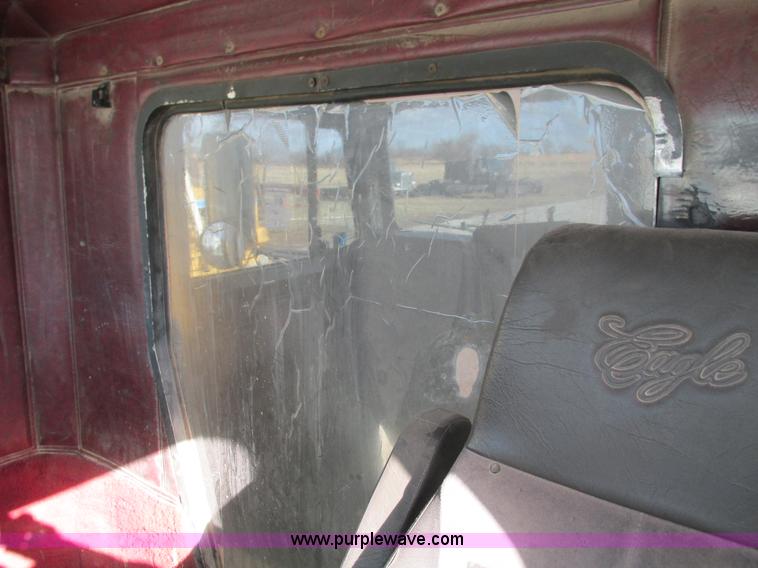 image for item G9370 1987 Freightliner FLC-64T dump truck