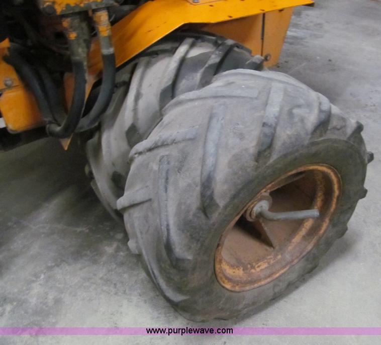 image for item G9535 Case Davis mini-sneaker vibratory plow