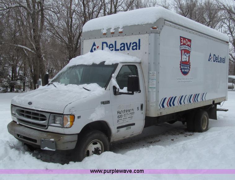 image for item G9550 1999 Ford 800 box truck