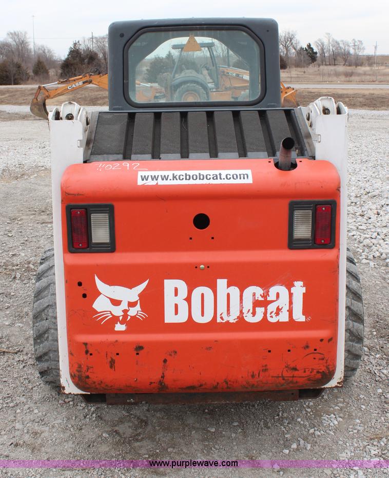 image for item H1379 2004 Bobcat S150 skid steer