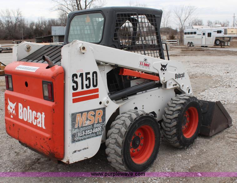 image for item H1379 2004 Bobcat S150 skid steer