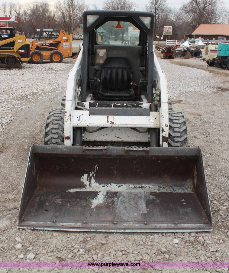 image for item H1379 2004 Bobcat S150 skid steer