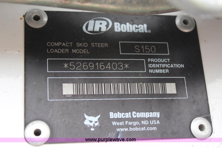 image for item H1379 2004 Bobcat S150 skid steer