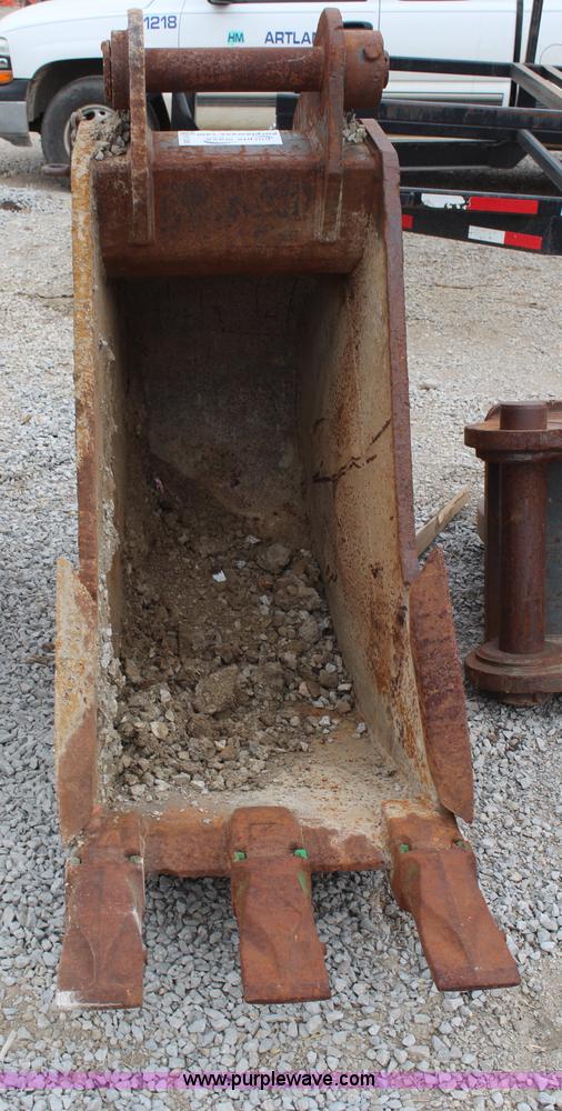 image for item H1388 Esco 24" excavator bucket