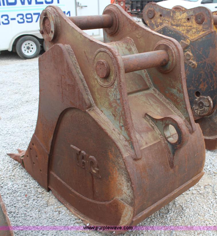 image for item H1389 TAG 30" excavator bucket