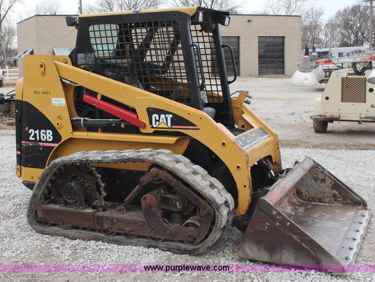 image for item H1393 2006 Caterpillar 216B track skid steer