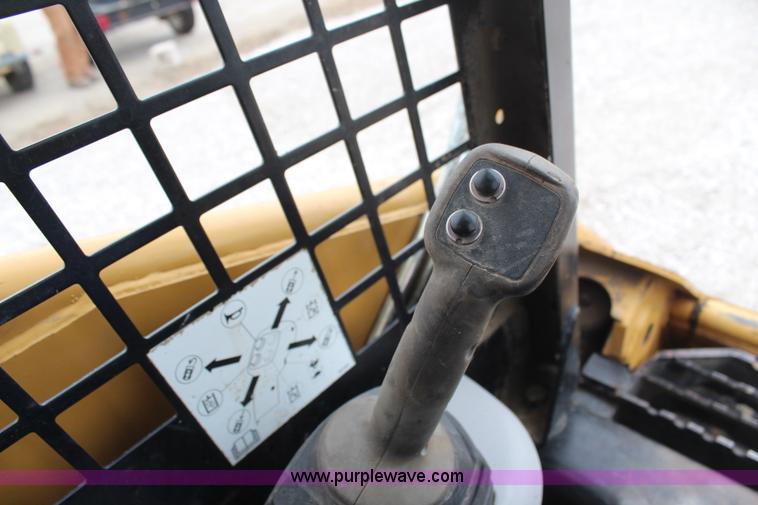 image for item H1393 2006 Caterpillar 216B track skid steer