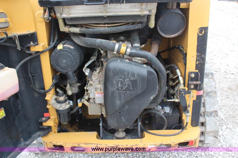 image for item H1393 2006 Caterpillar 216B track skid steer