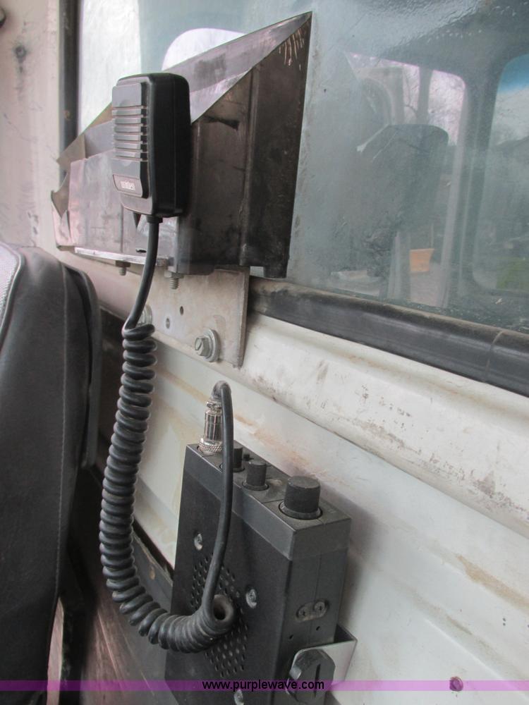 image for item H7743 1991 Ford L8000 dump truck