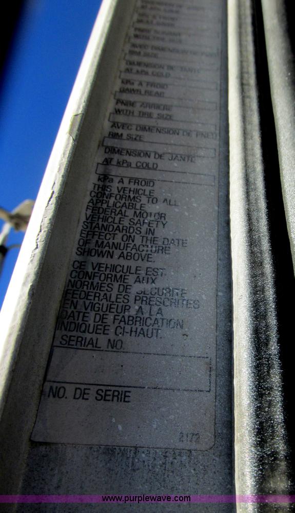 image for item H7744 1992 Kenworth T800 dump truck