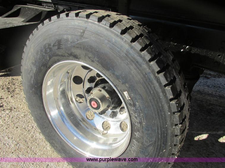 image for item H7744 1992 Kenworth T800 dump truck