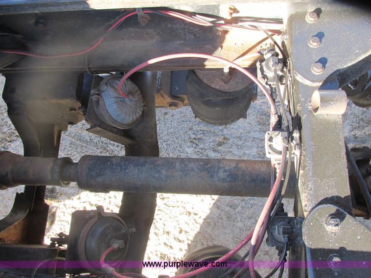 image for item H7744 1992 Kenworth T800 dump truck