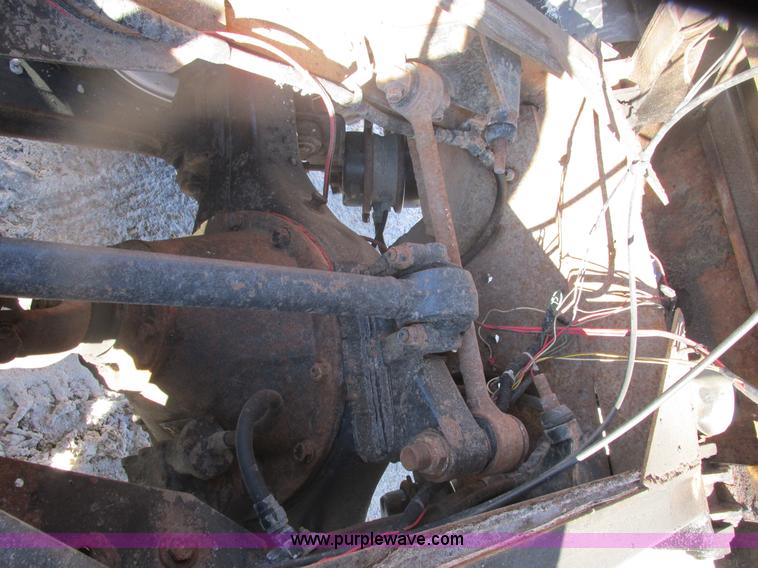 image for item H7744 1992 Kenworth T800 dump truck