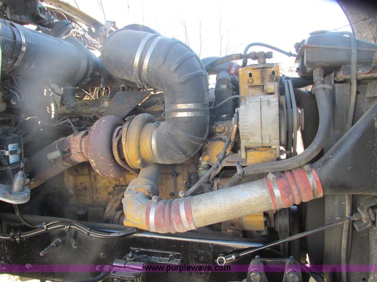 image for item H7744 1992 Kenworth T800 dump truck