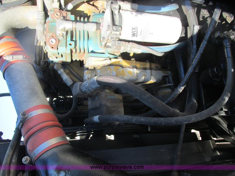 image for item H7744 1992 Kenworth T800 dump truck