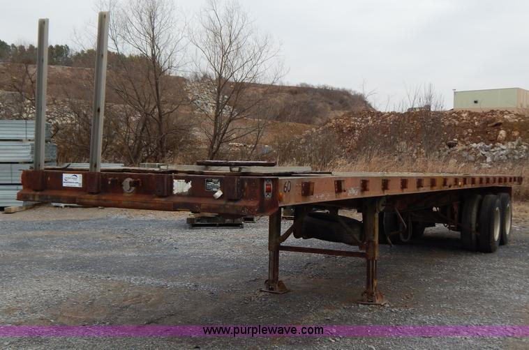 image for item I1219 1979 Fruehauf PA-F2-40 40' flatbed trailer