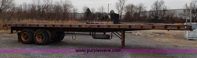 image for item I1219 1979 Fruehauf PA-F2-40 40' flatbed trailer
