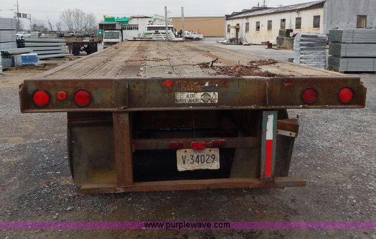 image for item I1219 1979 Fruehauf PA-F2-40 40' flatbed trailer