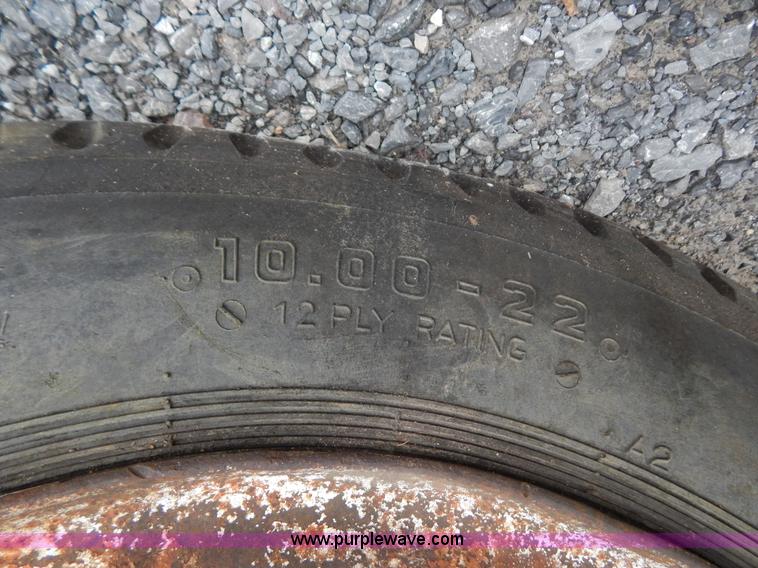 image for item I1219 1979 Fruehauf PA-F2-40 40' flatbed trailer