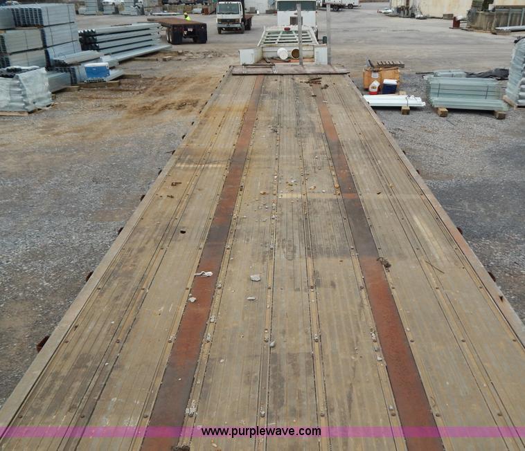 image for item I1219 1979 Fruehauf PA-F2-40 40' flatbed trailer