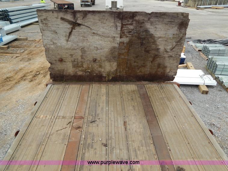 image for item I1219 1979 Fruehauf PA-F2-40 40' flatbed trailer