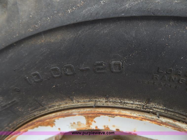 image for item I1221 1965 Trailmobile flatbed trailer