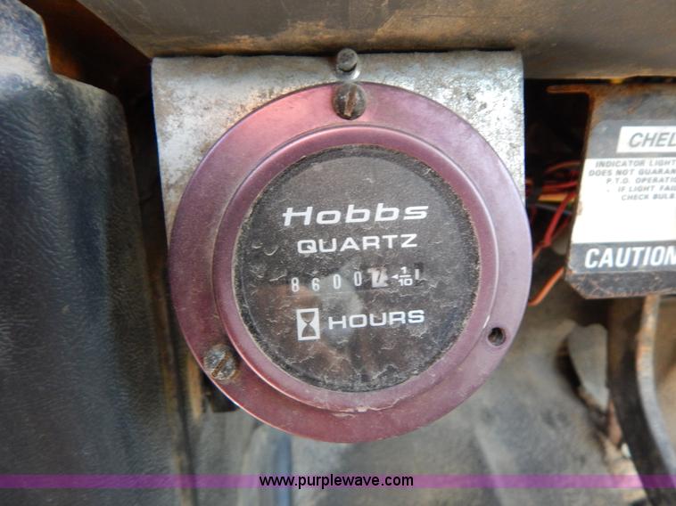 image for item I1238 1992 Ford F900 crane dump truck