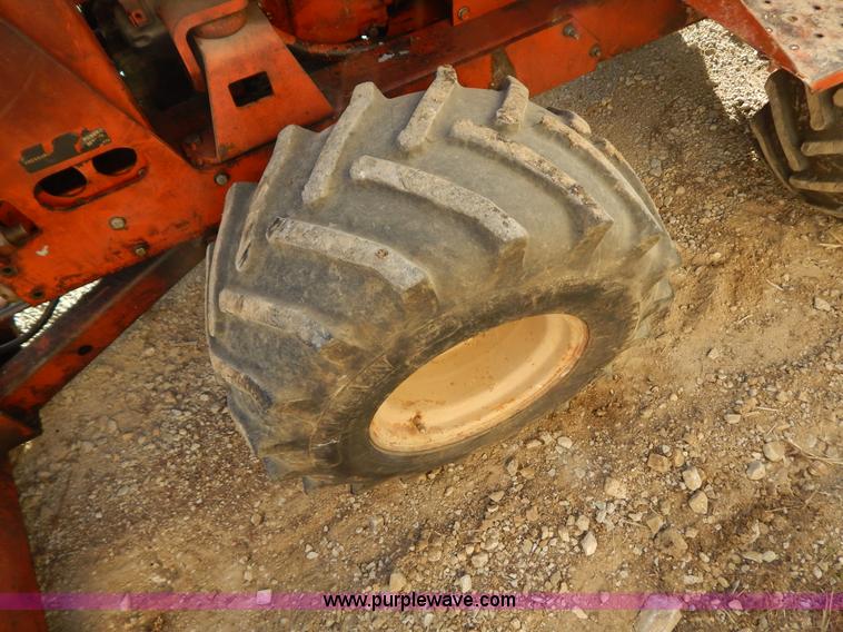 image for item I1243 Ditch Witch 2300DD trencher