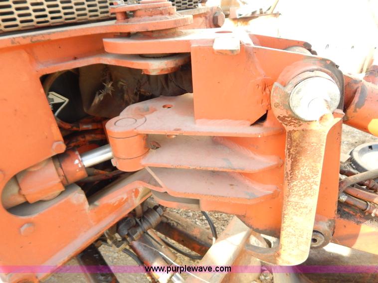 image for item I1243 Ditch Witch 2300DD trencher