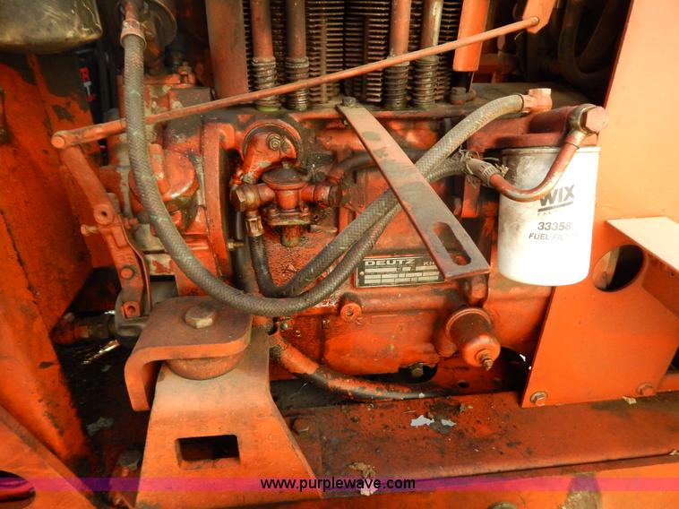 image for item I1243 Ditch Witch 2300DD trencher