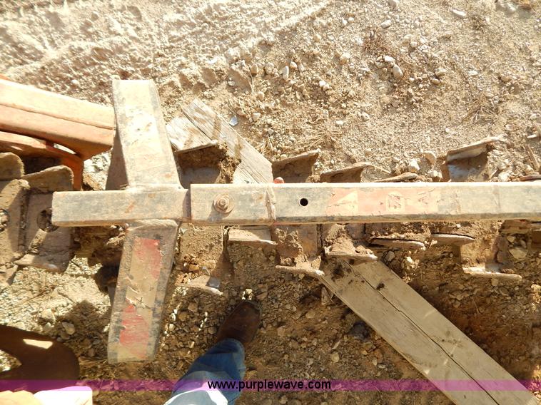 image for item I1243 Ditch Witch 2300DD trencher