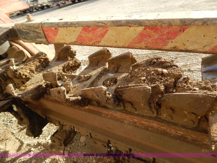 image for item I1243 Ditch Witch 2300DD trencher