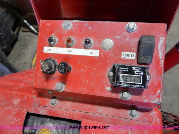 image for item I1246 Razorback Pro900 concrete trowel