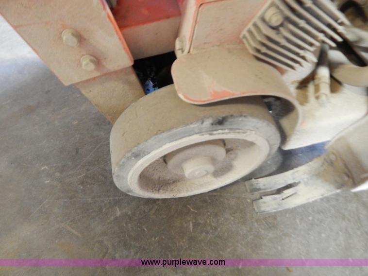 image for item I1250 2008 Husqvarna FS524 concrete saw