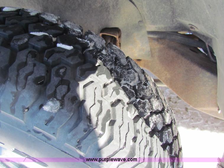 image for item AJ9457 1993 Chevrolet Suburban K1500 SUV