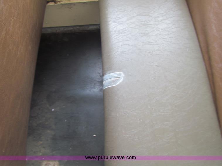 image for item AJ9463 1992 International 3800 school bus