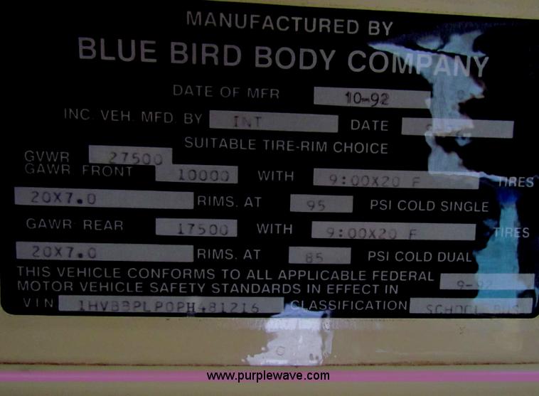 image for item AJ9464 1993 International 3800 school bus