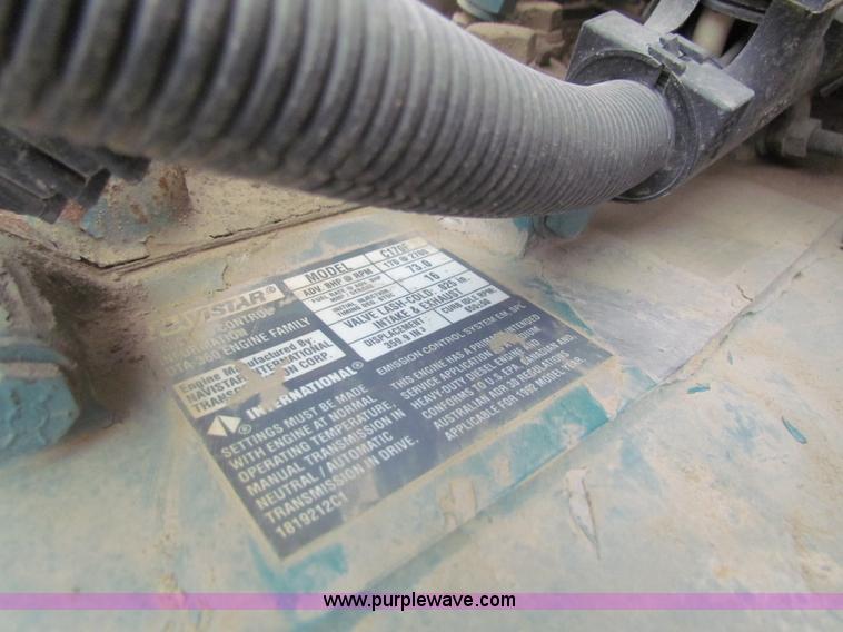 image for item AJ9464 1993 International 3800 school bus