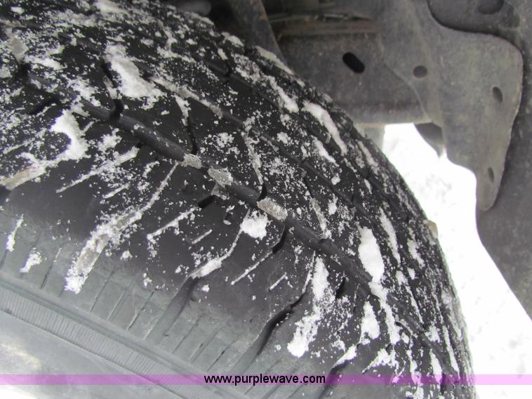 image for item AJ9465 2002 Ford Explorer XLT SUV