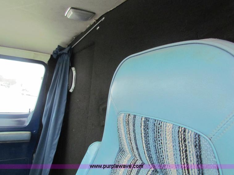 image for item AJ9469 1977 Dodge panel van
