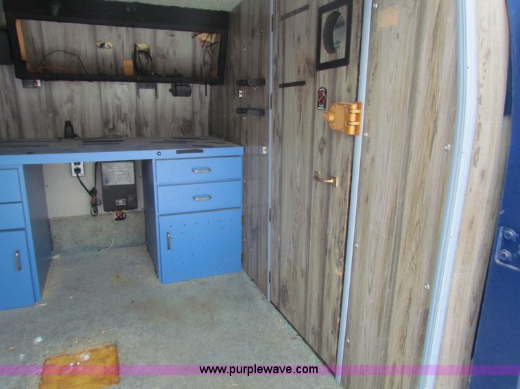 image for item AJ9469 1977 Dodge panel van