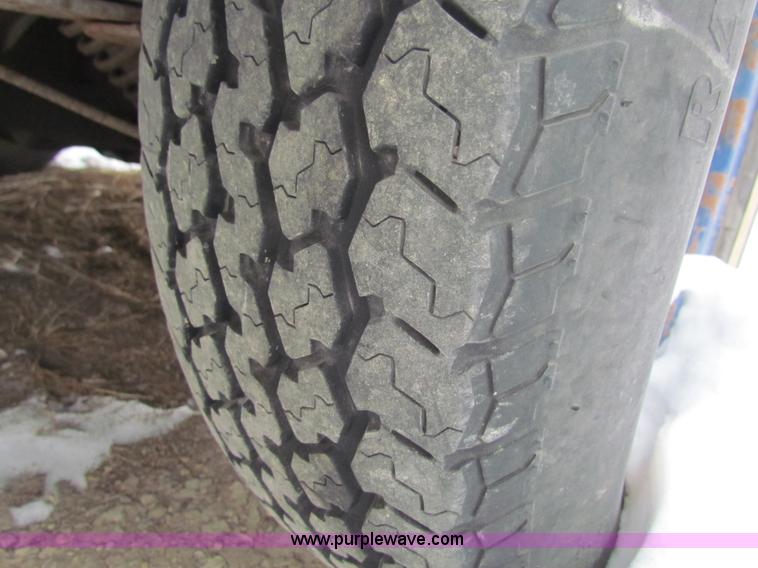 image for item AJ9469 1977 Dodge panel van