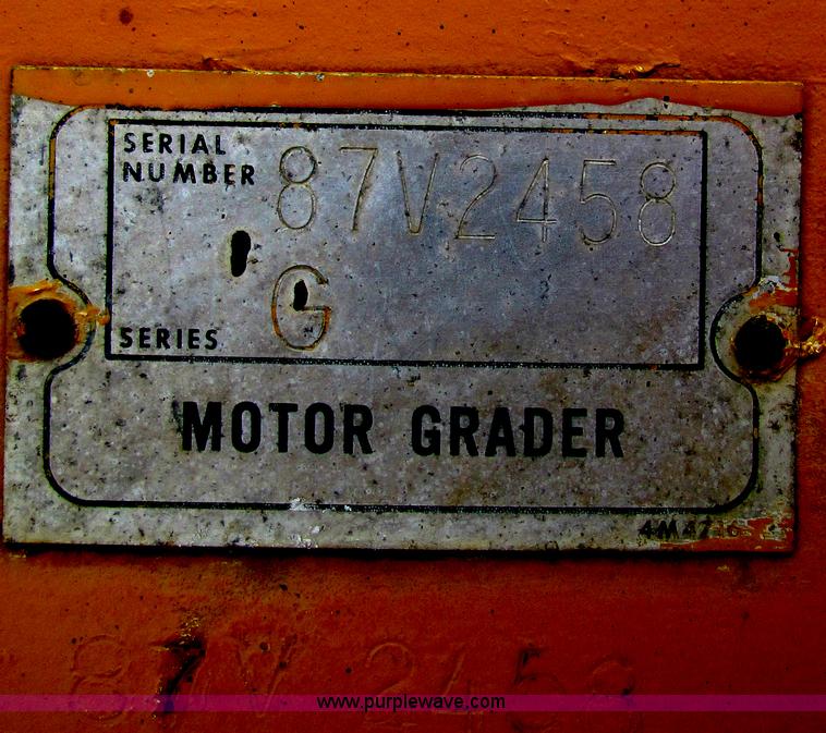 image for item AJ9470 1976 Caterpillar 120G motor grader