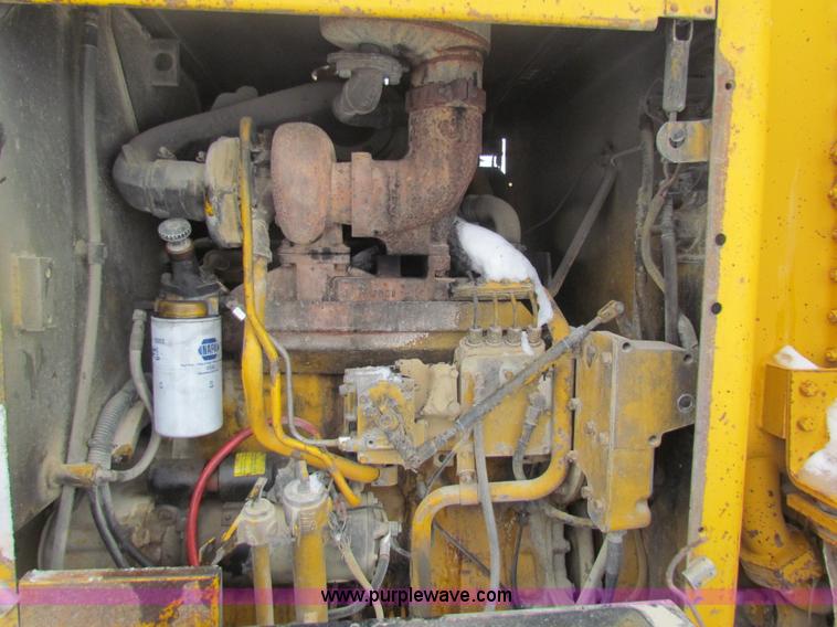 image for item AJ9470 1976 Caterpillar 120G motor grader