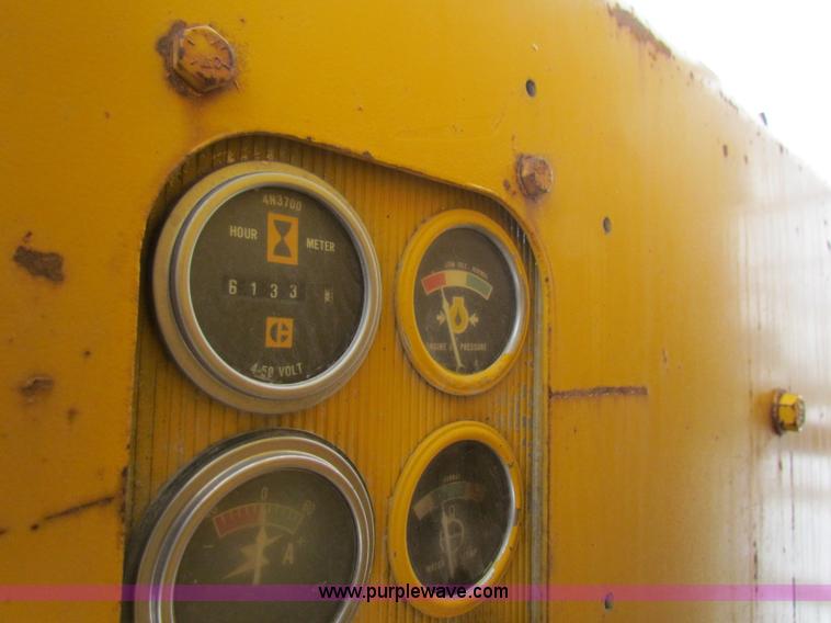 image for item AJ9470 1976 Caterpillar 120G motor grader