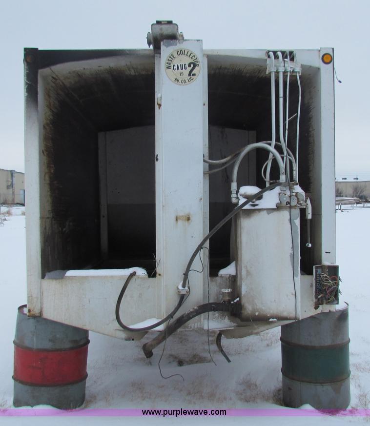 image for item AJ9478 1999 Apollo McClain E-Z Pack refuse truck bed