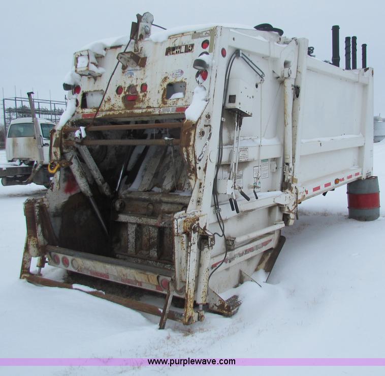 image for item AJ9478 1999 Apollo McClain E-Z Pack refuse truck bed