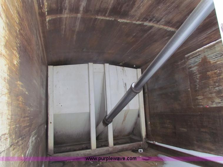 image for item AJ9478 1999 Apollo McClain E-Z Pack refuse truck bed