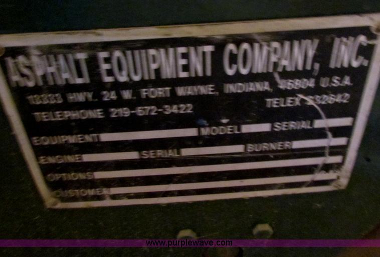 image for item AJ9479 Motorized roller asphalt equipment